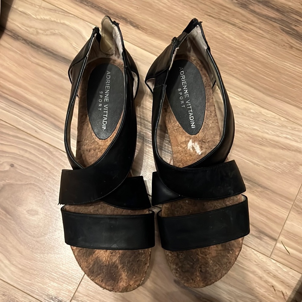 Adrienne Vittadini 8.5 black sandals